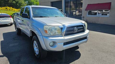 2006 Toyota Tacoma for sale at I-Deal Cars LLC in York PA