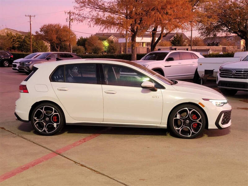 2026 Volkswagen Golf GTI Autobahn