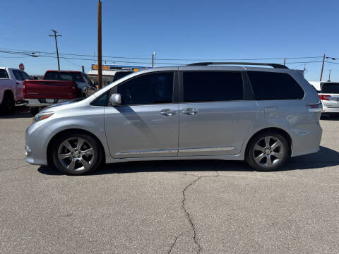 2015 Toyota Sienna for sale at First Choice Auto Sales in Bakersfield CA