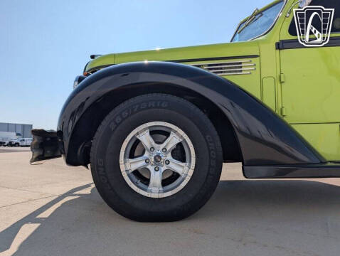 1945 Diamond T 509