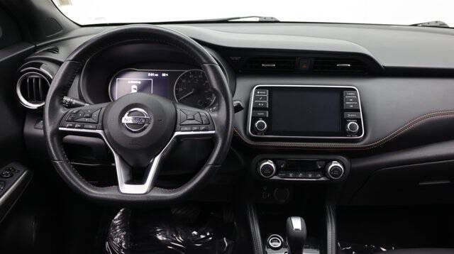 2019 Nissan Kicks SR