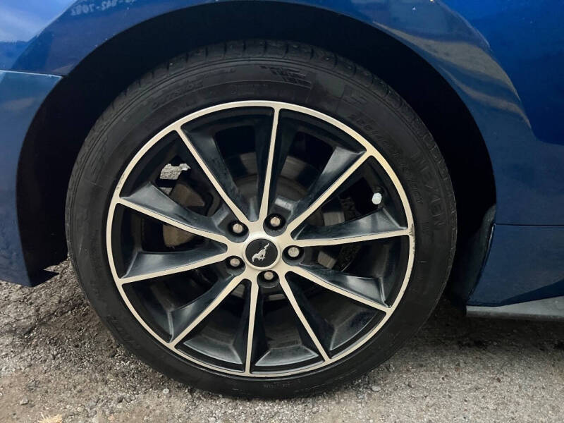 2017 Ford Mustang EcoBoost Premium