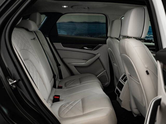 2023 Jaguar F-PACE P250 S