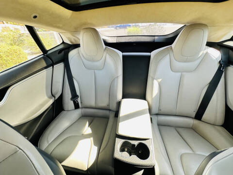 2015 Tesla Model S P85D