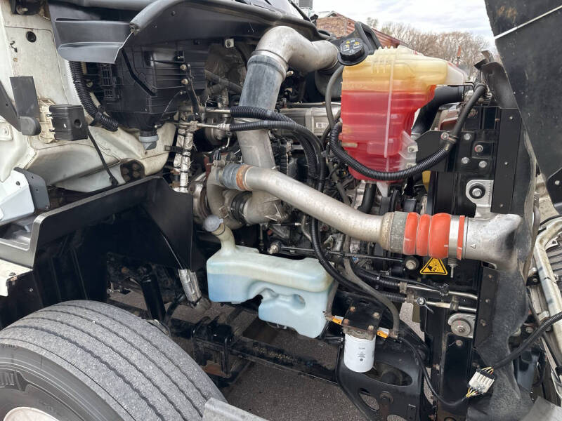 2021 International RH613