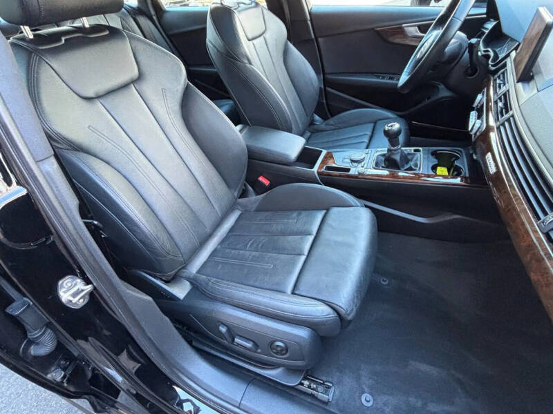 2017 Audi A4 2.0T quattro Premium Plus