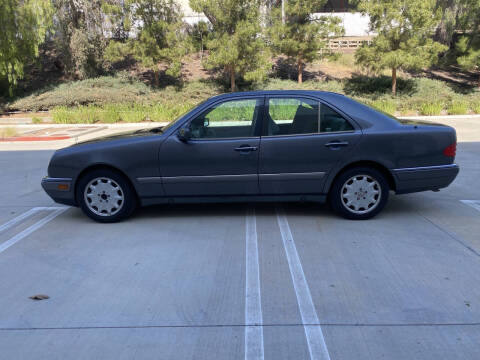 1996 Mercedes-Benz E-Class E 320