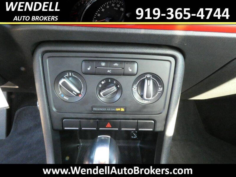 2012 Volkswagen Beetle