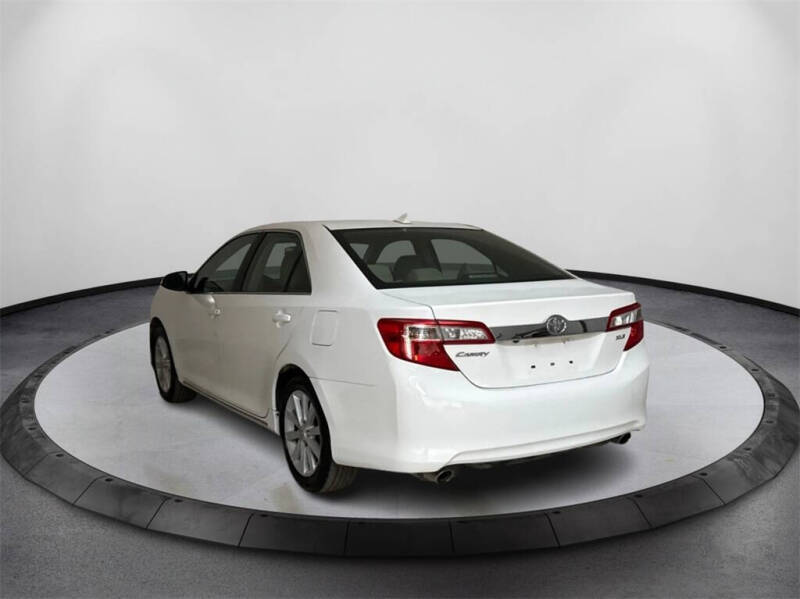 2014 Toyota Camry XLE V6