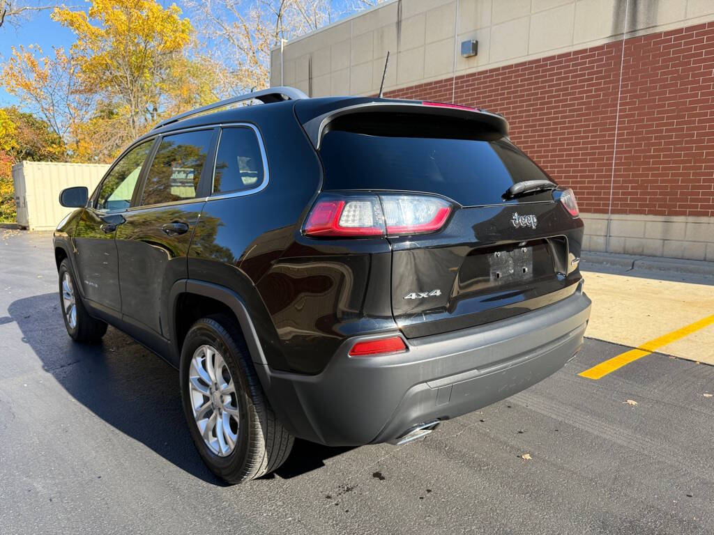 2019 Jeep Cherokee for sale at Deals & Trades in Aurora, IL