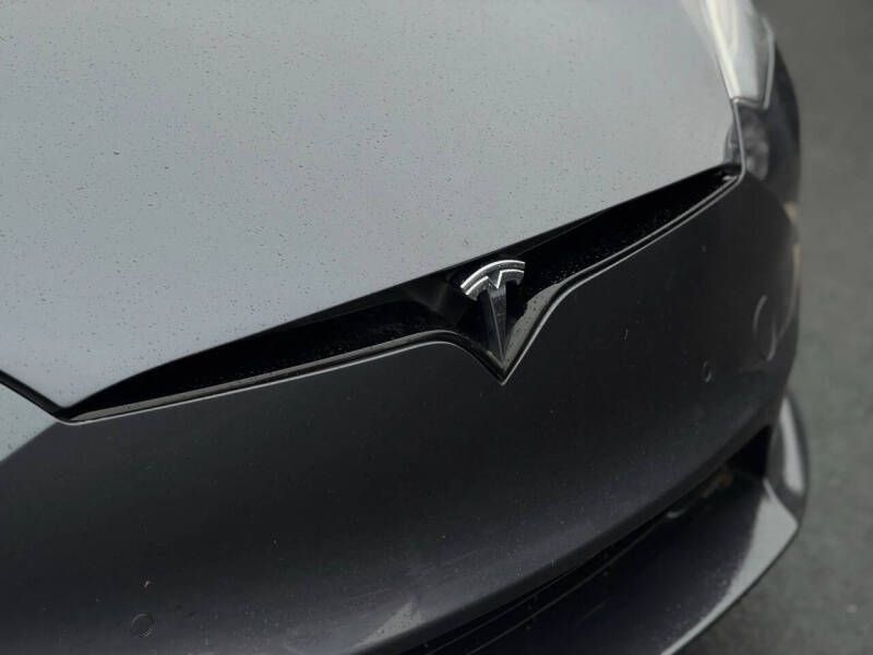 2021 Tesla Model S Plaid