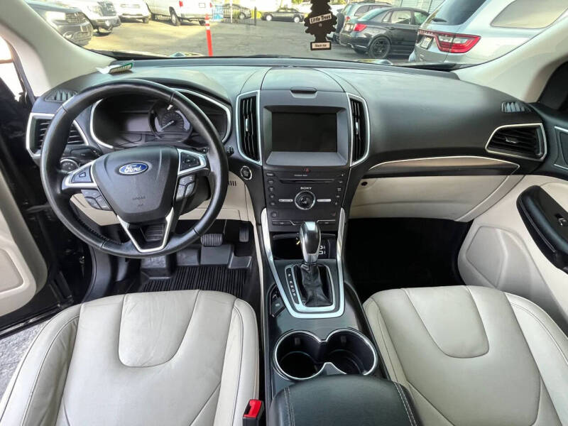 2016 Ford Edge Titanium