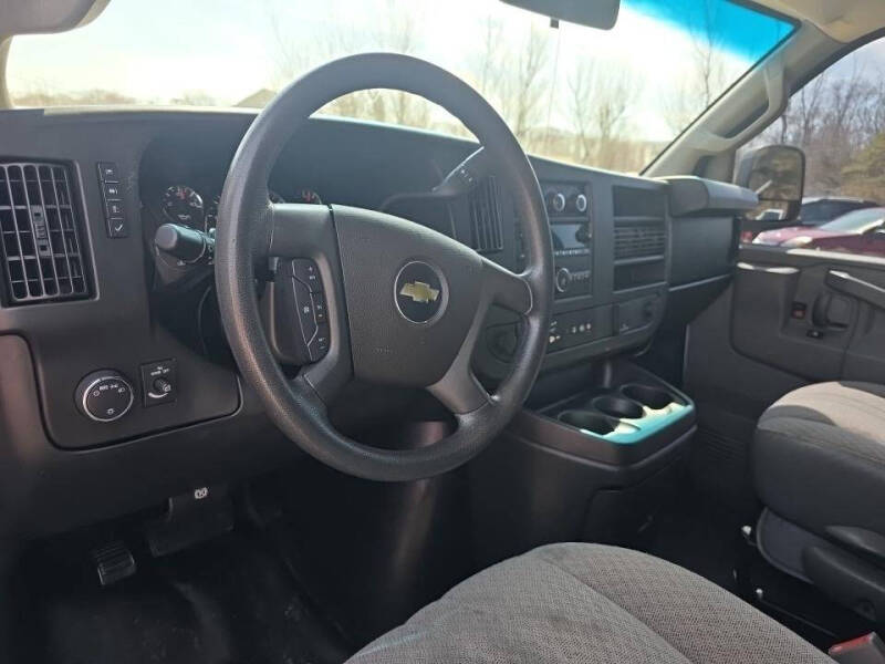 2018 Chevrolet Express 2500
