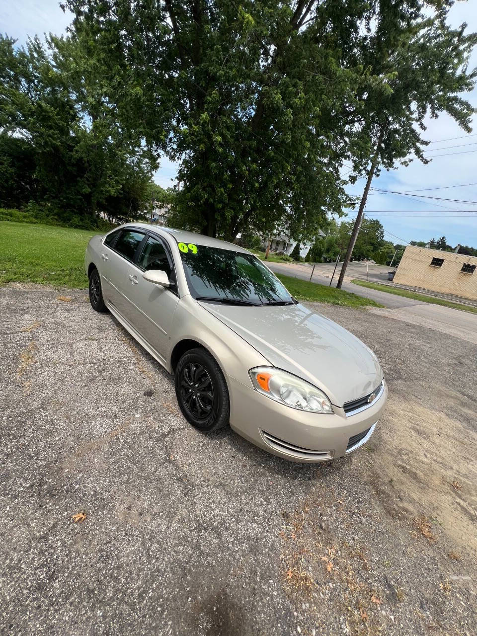 Tan 2009 Chevrolet Impala LS LS 4dr Sedan 2