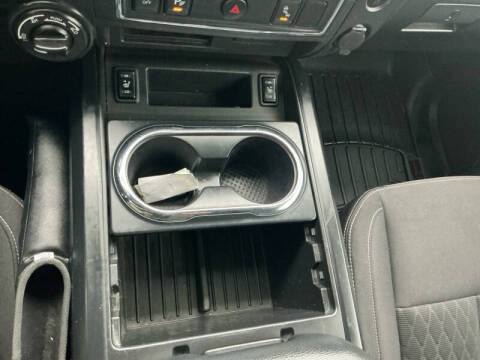 2019 Nissan Titan SV