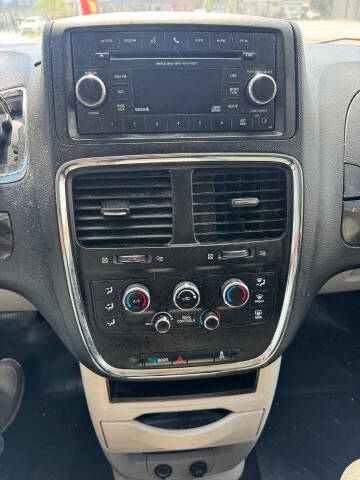 2016 Dodge Grand Caravan SE