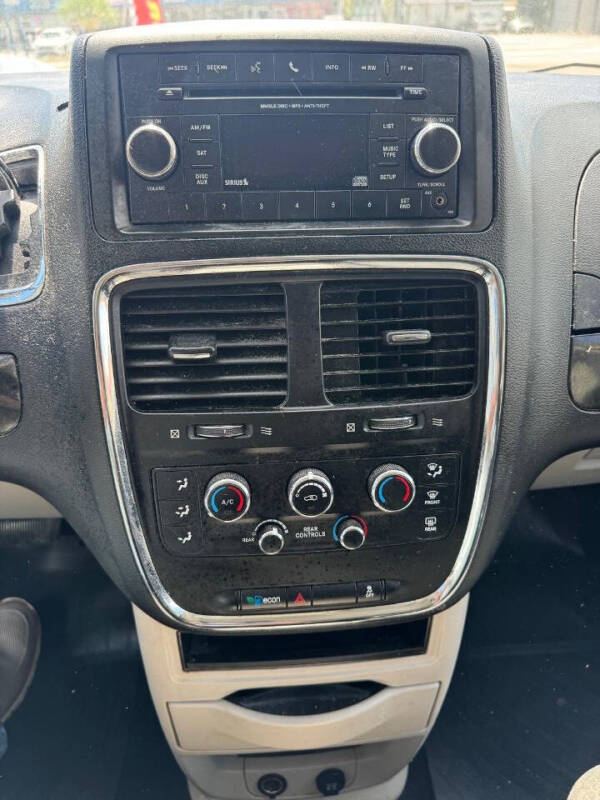 2016 Dodge Grand Caravan SE