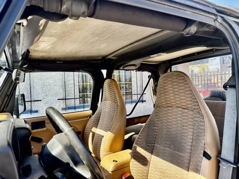 1998 Jeep Wrangler Sport