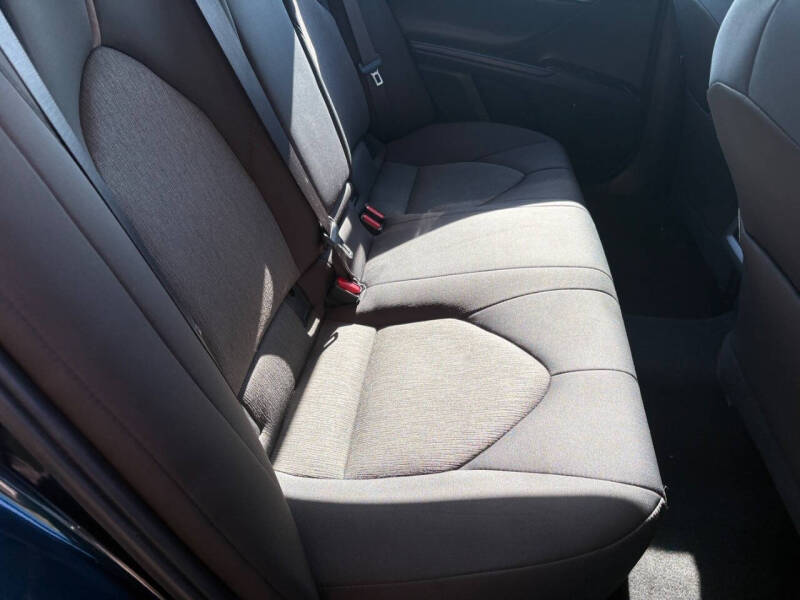 2020 Toyota Camry LE