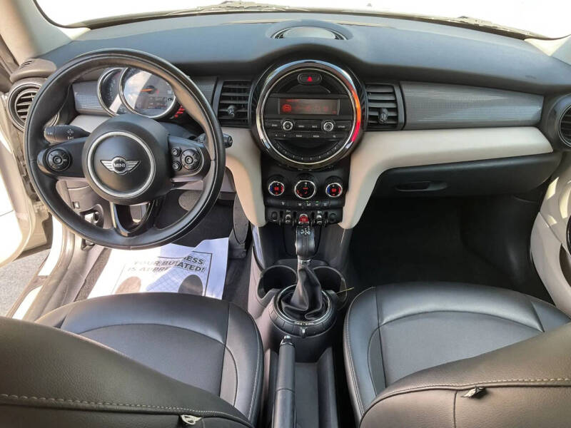2015 MINI Hardtop 2 Door Cooper
