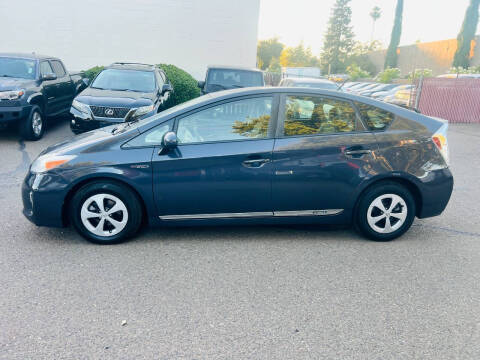 2012 Toyota Prius Three