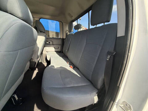 2018 RAM 1500 SLT