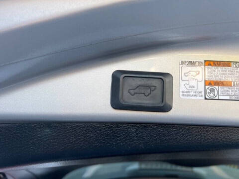 2017 Toyota RAV4 Platinum