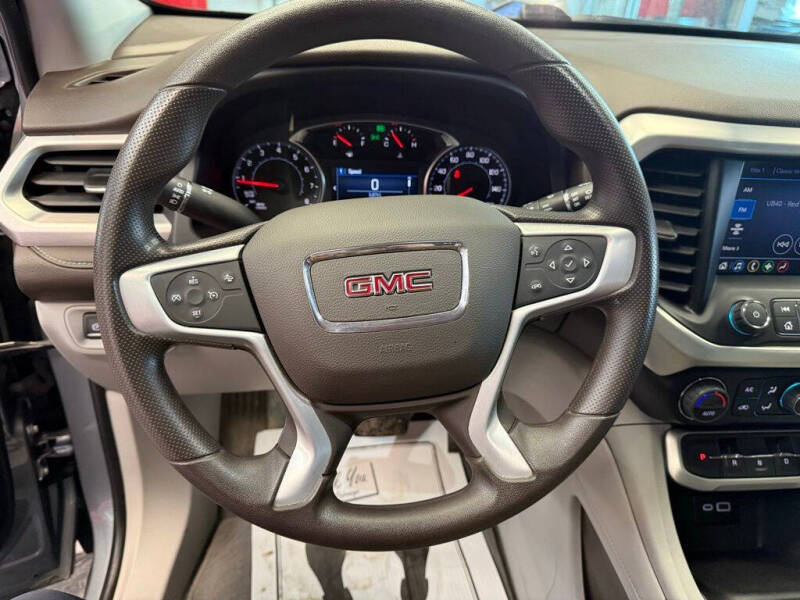 2023 GMC Acadia SLE