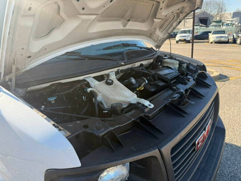 2017 GMC Savana 3500
