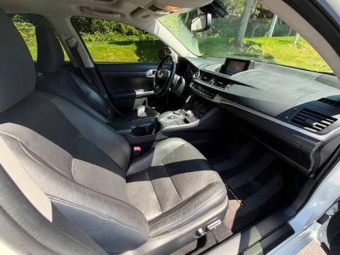 2013 Lexus CT 200h