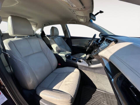 2013 Toyota Avalon XLE