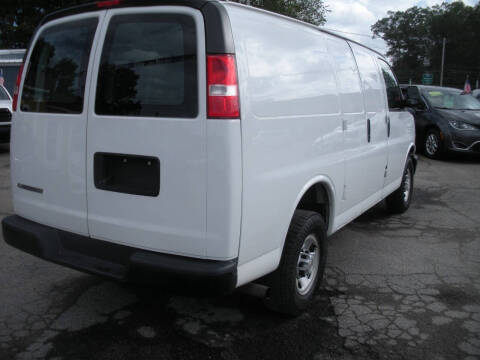 2019 Chevrolet Express 2500