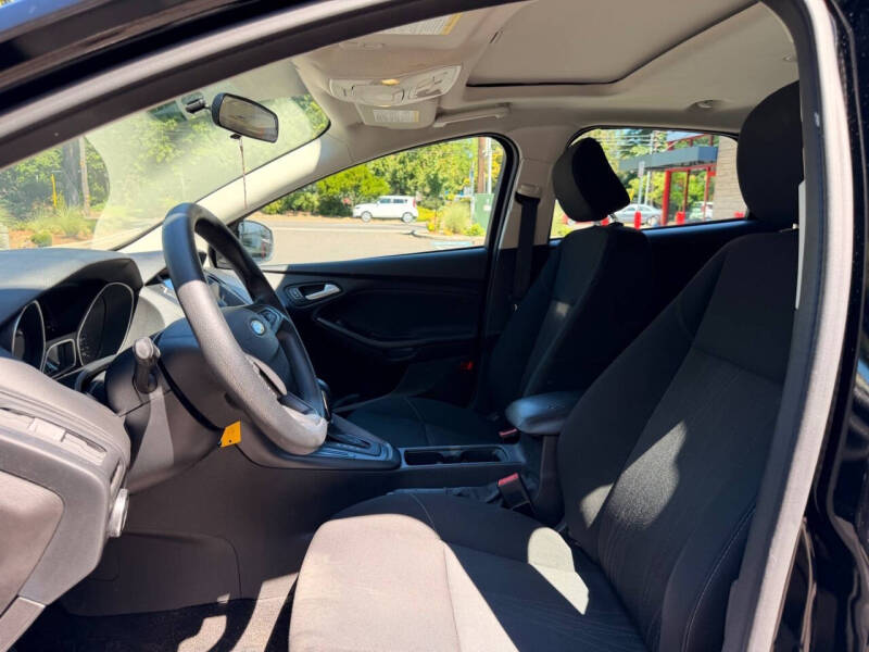 2017 Ford Focus SEL
