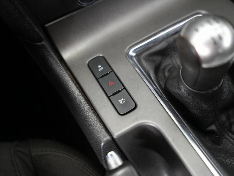 2012 Ford Mustang V6