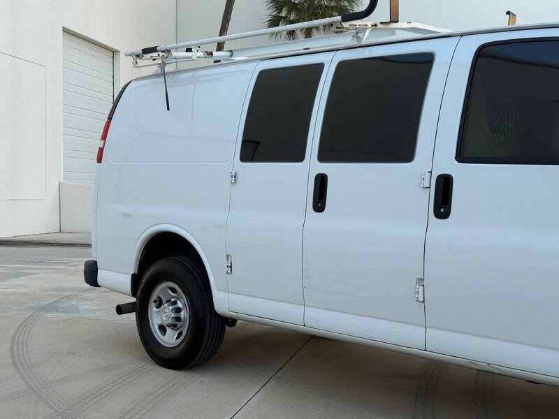 2019 Chevrolet Express 2500