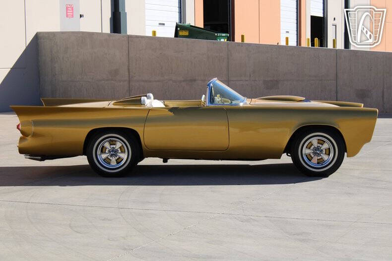1957 Ford Thunderbird