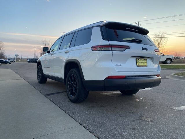 2024 Jeep Grand Cherokee L Altitude