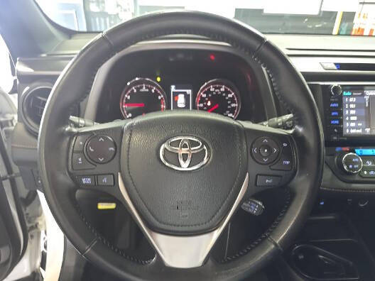2016 Toyota RAV4 SE