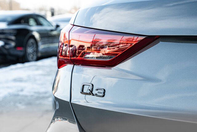 2025 Audi Q3 quattro S line Prem Plus 45 TFSI