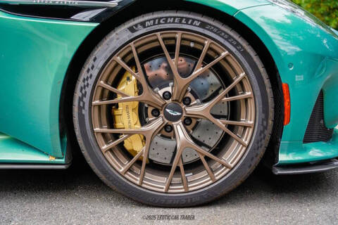 2025 Aston Martin DB12 V8