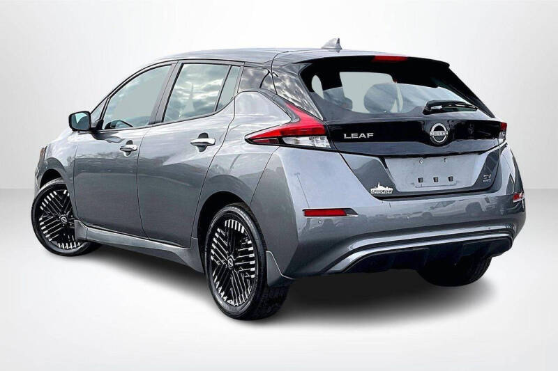 2024 Nissan LEAF SV PLUS