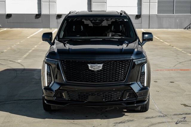 2025 Cadillac Escalade-V