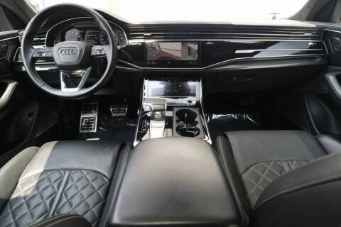 2022 Audi SQ8 4.0T quattro Prestige