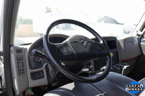 2018 International DuraStar 4300