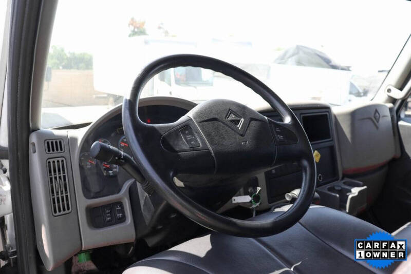 2018 International DuraStar 4300