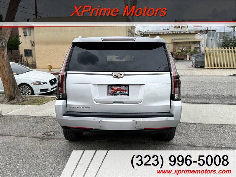 2018 Cadillac Escalade Luxury