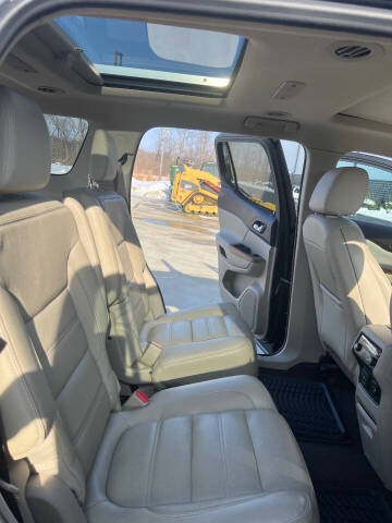 2017 GMC Acadia Denali