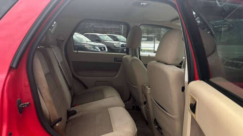 2009 Ford Escape XLT