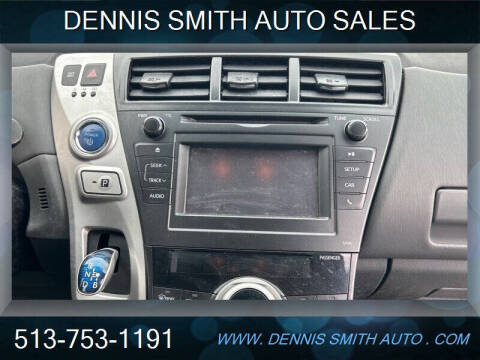 2014 Toyota Prius v Two