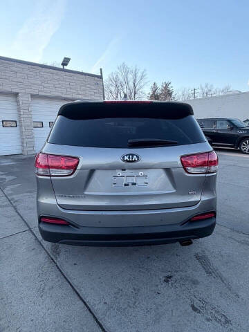 2017 Kia Sorento LX